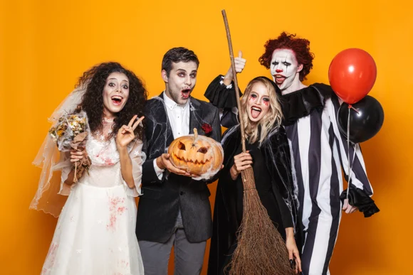 Halloween stroje