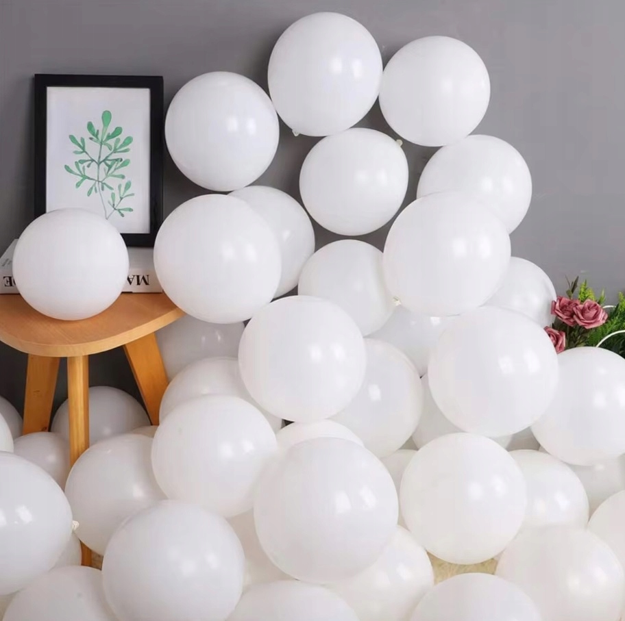 Balony lateksowe białe 20 sztuk Urodziny Chrzest Wesele Ślub Rocznica - obrazek 3