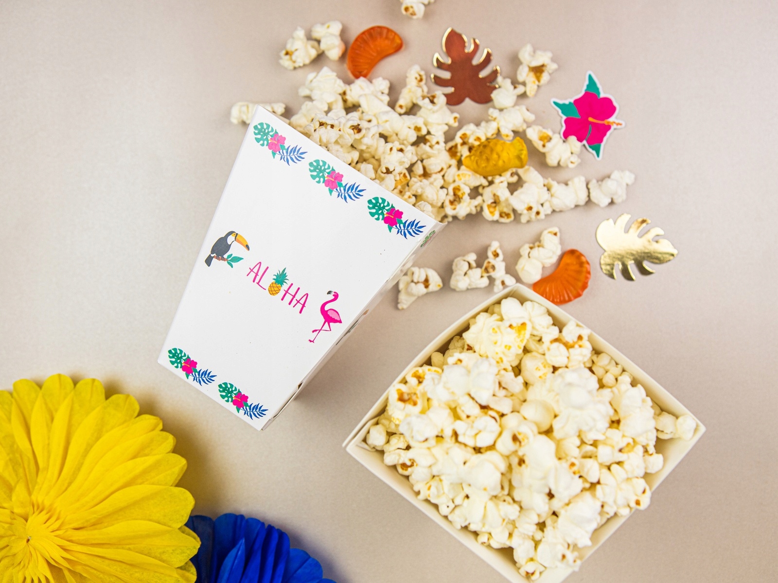 Pudełka papierowe na popcorn Aloha Hawajskie Party 6 sztuk Urodziny A4 - obrazek 3